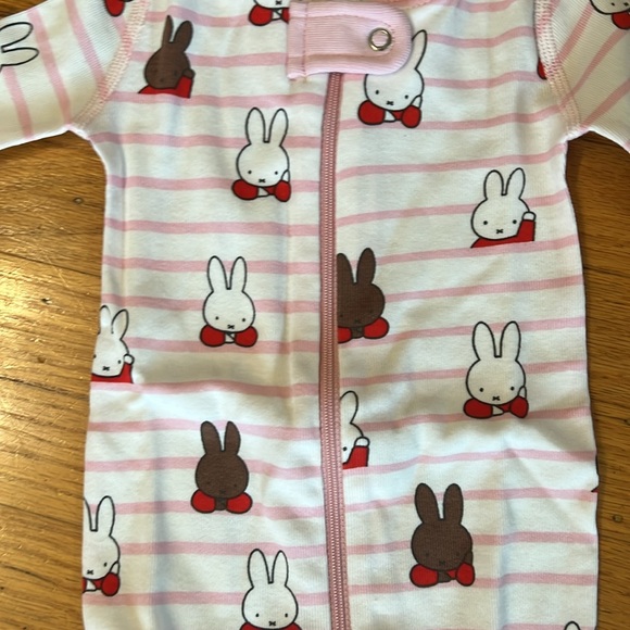 NWT Hanna Andersson Miffy Pajama Size 0-3M! - Picture 2 of 3